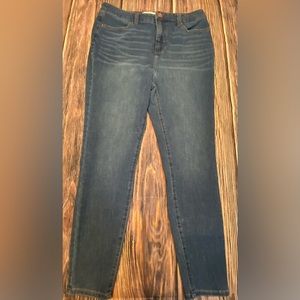 Lauren Conrad Super High Rise Super Skinny Jeans Size 12. Good used condition.